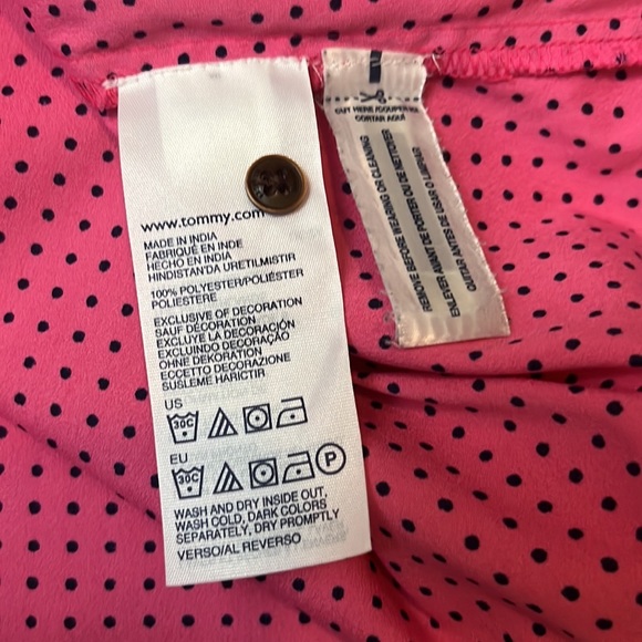 ✨ MAKE OFFER ✨ TOMMY HILFIGER POLKA DOT BLOUSE - Picture 3 of 9